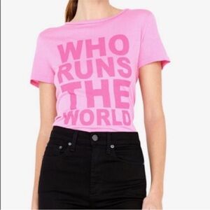 Alice + Olivia Graphic Tee (M)